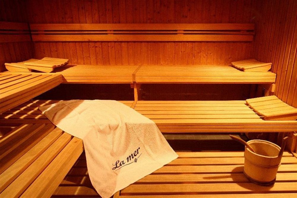 Ostseehotel Dierhagen Bagian luar foto